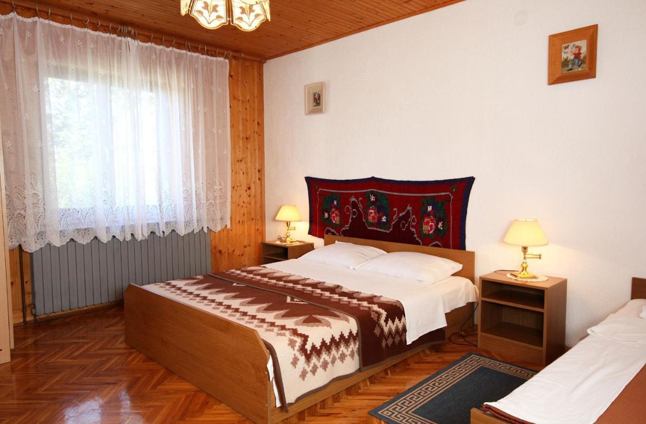 Apartments With A Parking Space Poljanak, Plitvice - 5195 Esterno foto